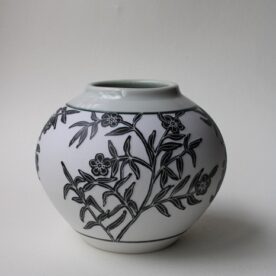 Glenn England 1 'Teatree' H.12 cm W. 14cm $