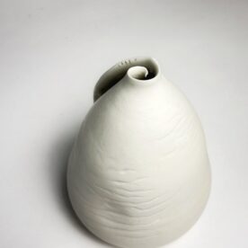 Kirsty Manger Blanc Drift Porcelain 17 x 14 x 15cm $350 Kirsty Manger Blanc Drift Porcelain 17 x 14 x 15cm $350
